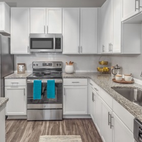 Keltonwood at Berewick Apartment Homes